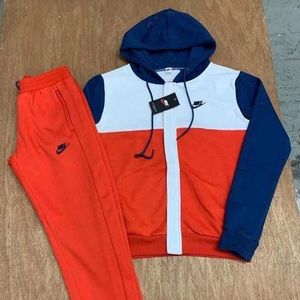 Nike sweatsuit